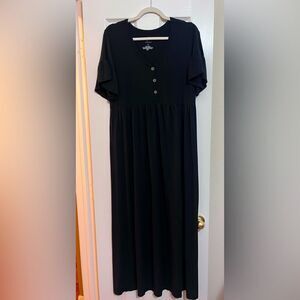 Kohl’s maternity a:glow black maxi dress